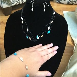 “Invisible” seashell necklace, bracelet, earrings